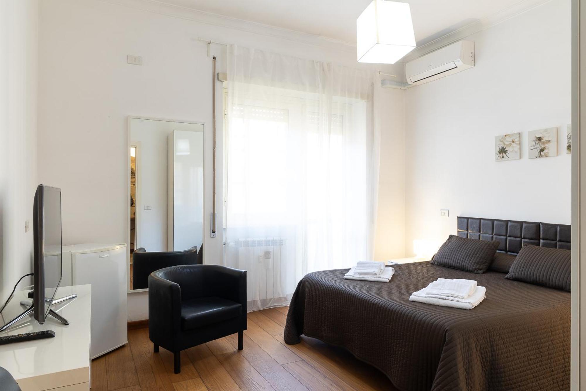 Mirabella Apartment Rom